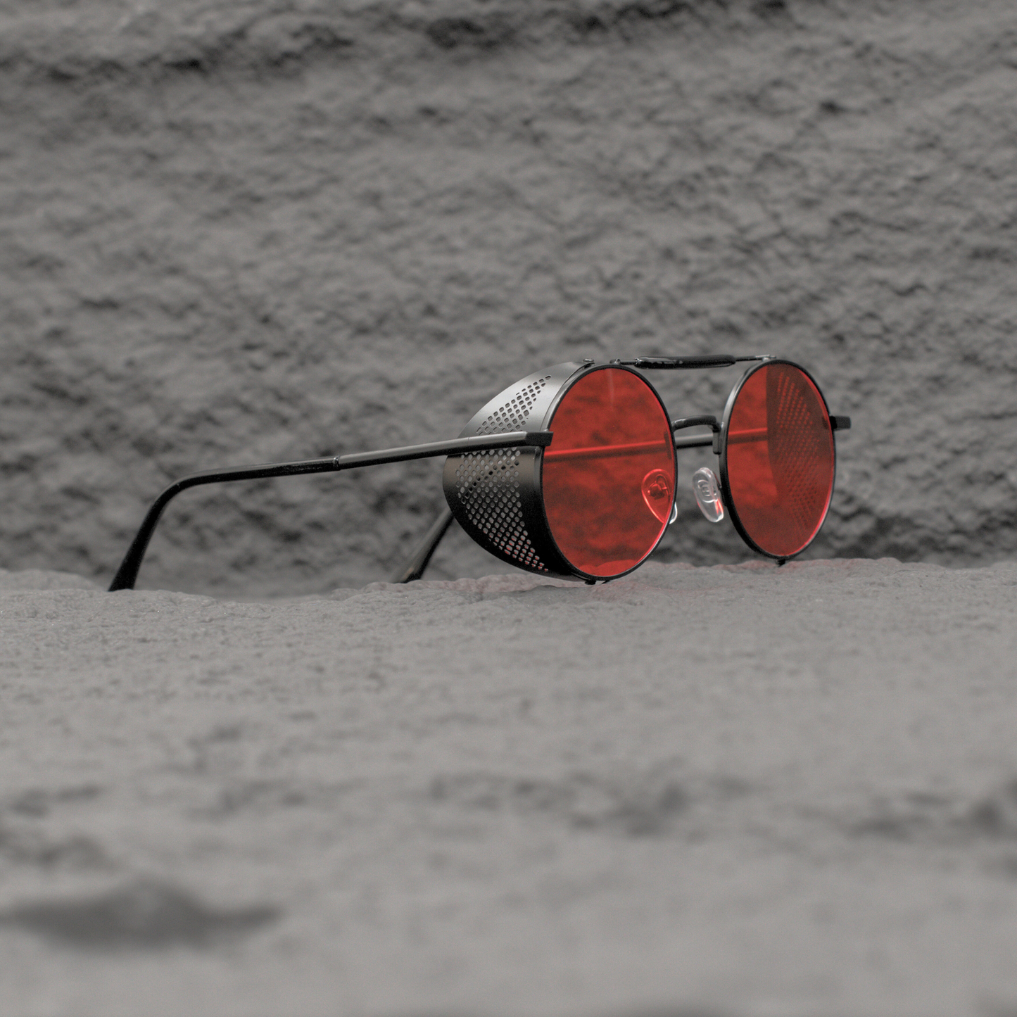 Retro Steampunk Side-Shield Round Sunglasses