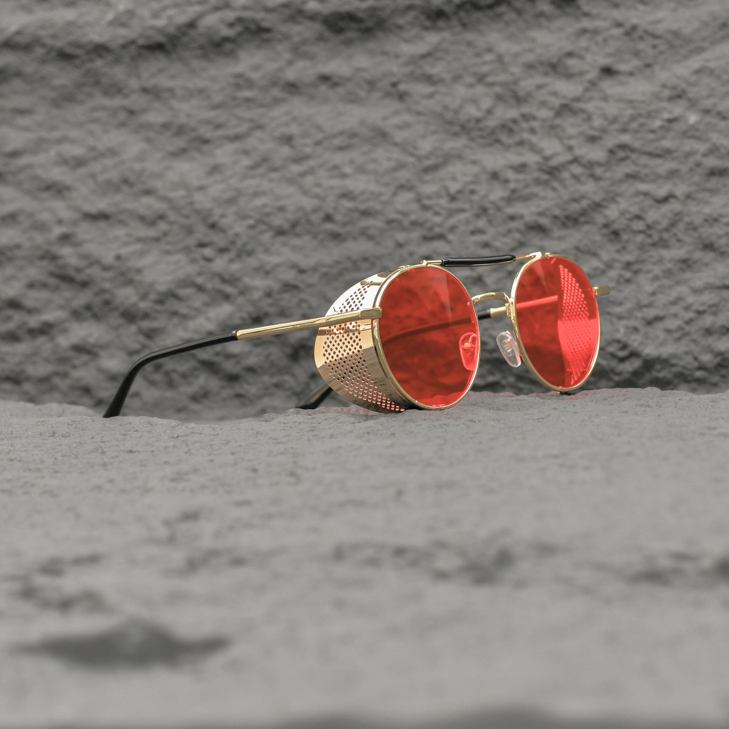 Retro Steampunk Side-Shield Round Sunglasses