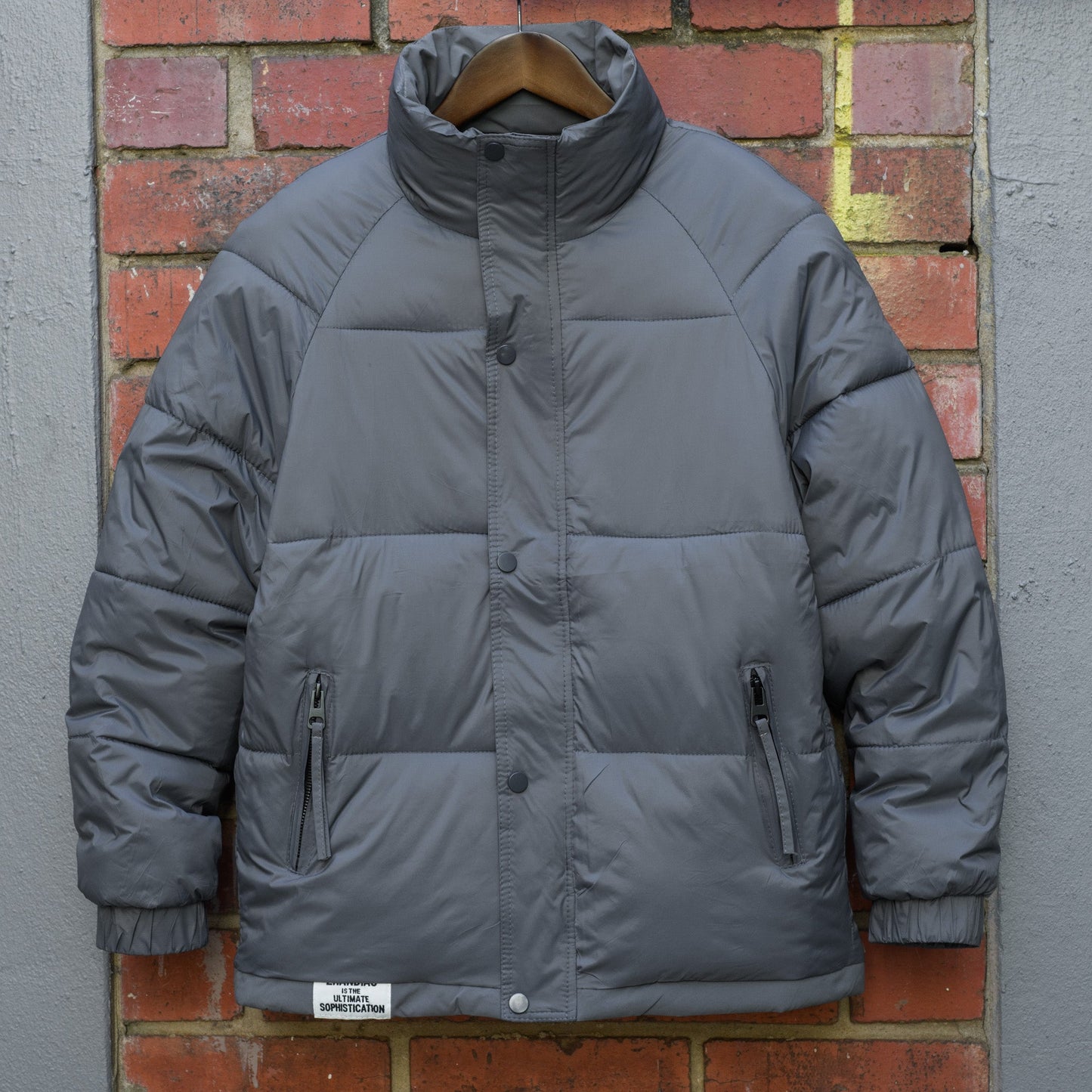 Men's Warm V Homme Puffer Jacket.