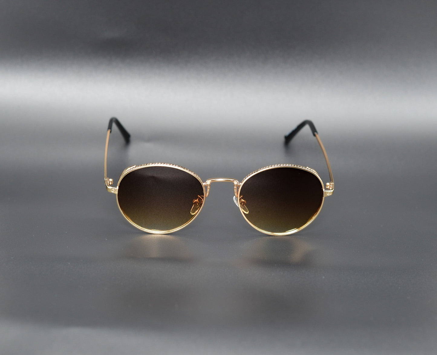 Round Classic Frame Sunglasses