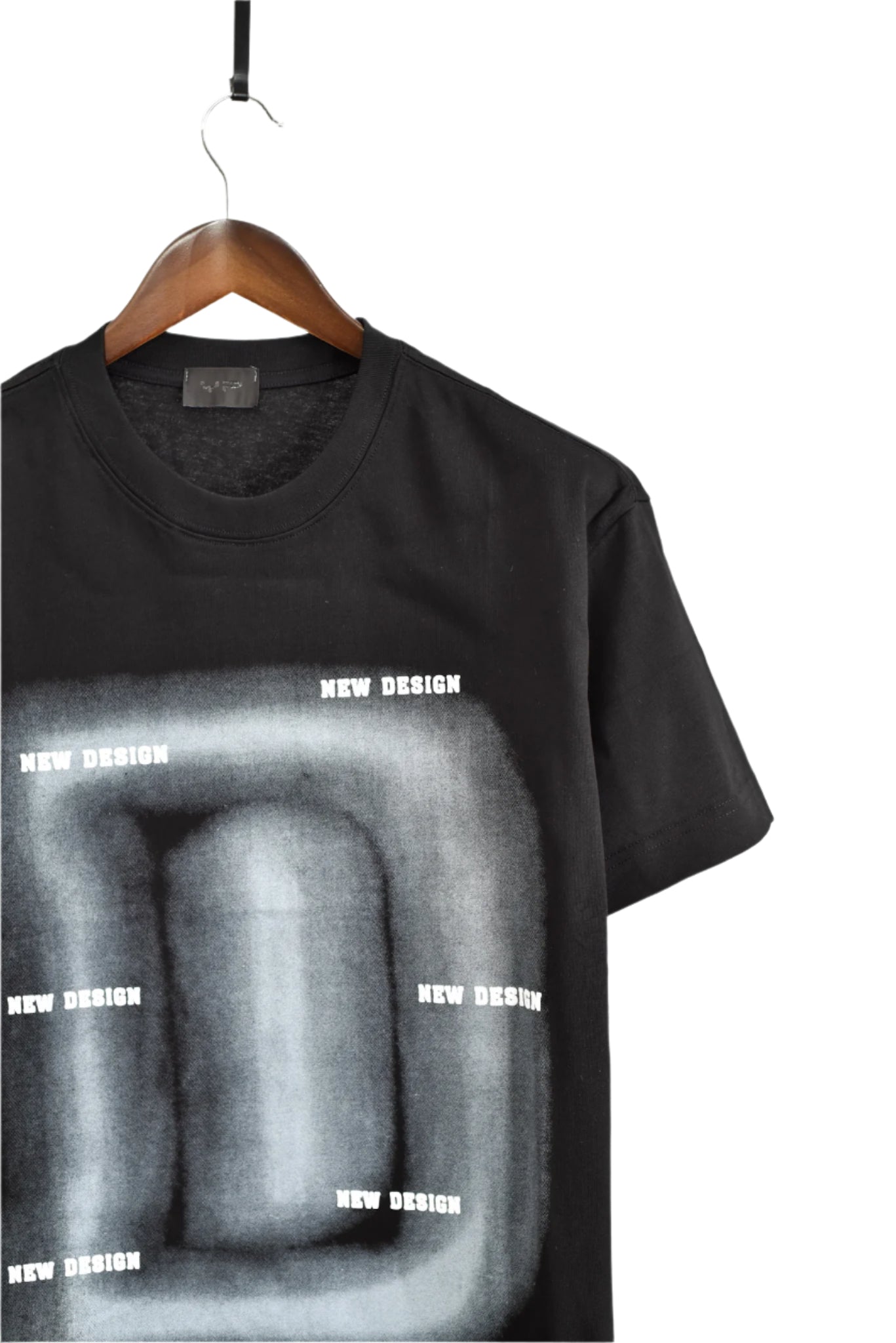 Men’s Letter “D” Graphic Design T-Shirt