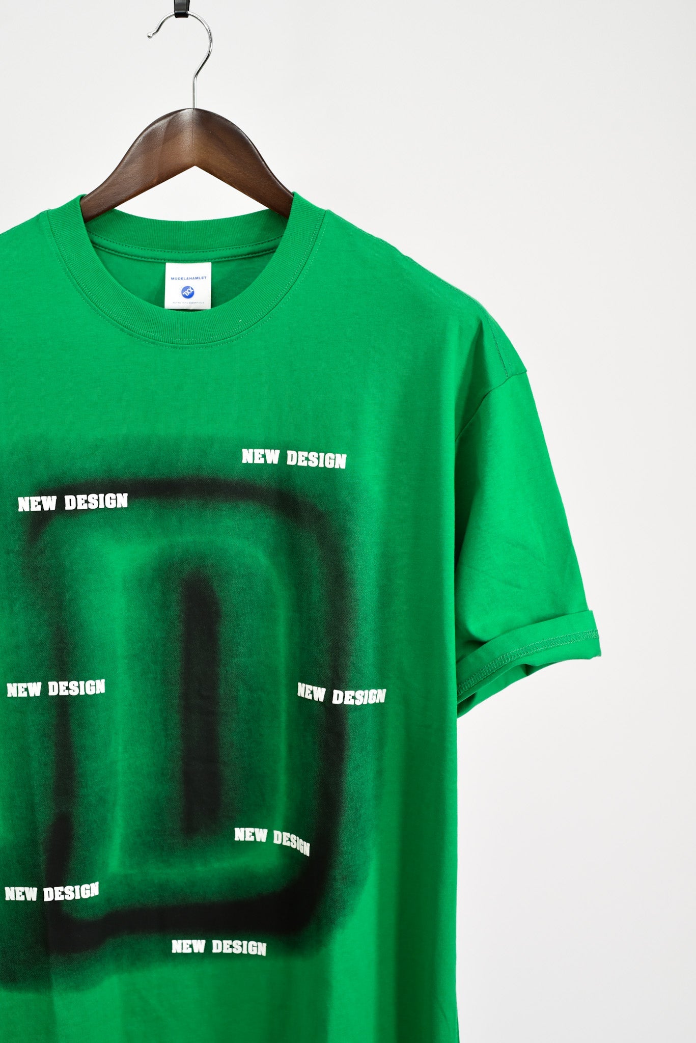 Men’s Letter “D” Graphic Design T-Shirt