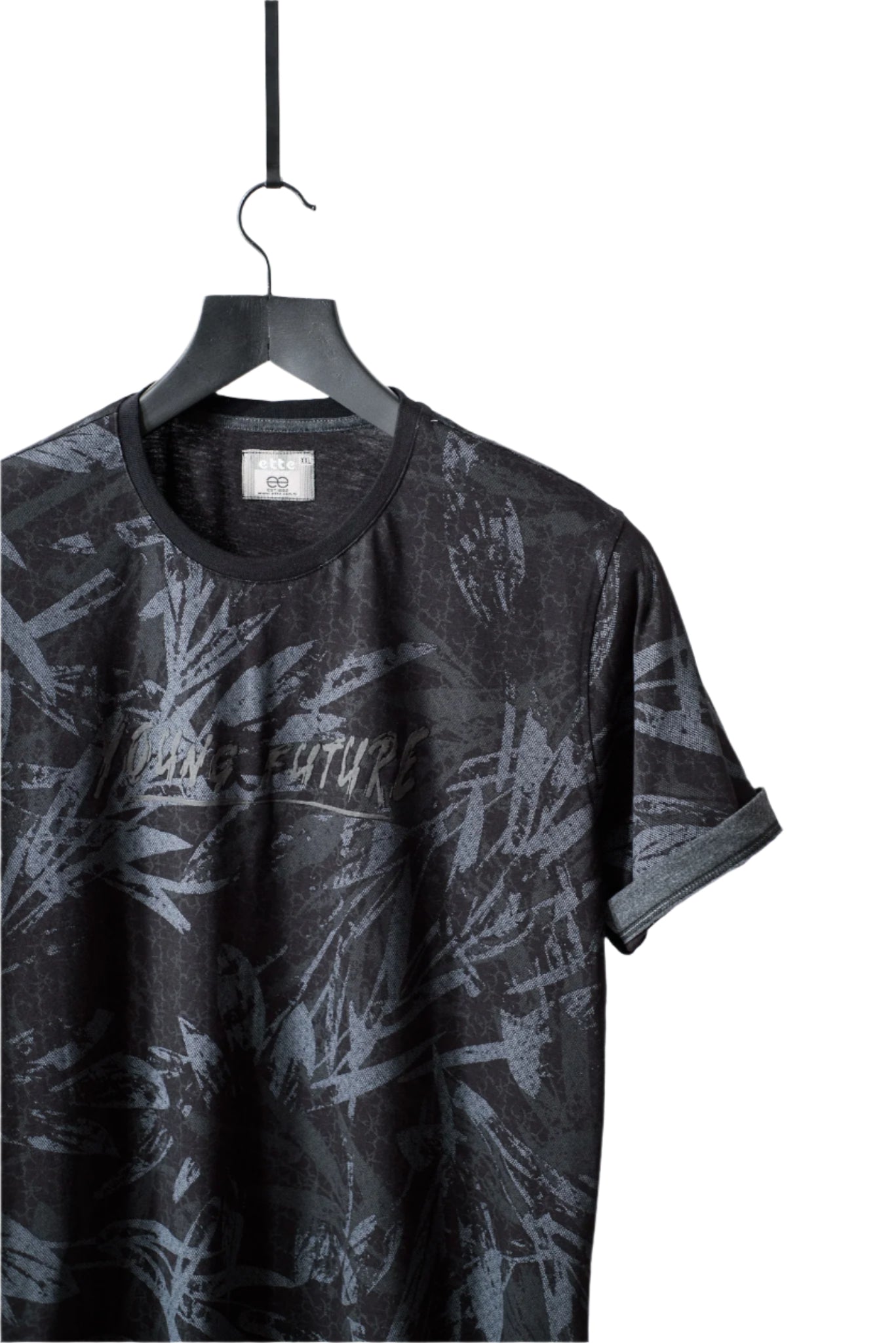 Men’s Round Collar Graphic Printed T-shirt